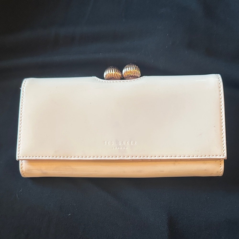 Ted Baker London light pink wallet with pretty bunny print.